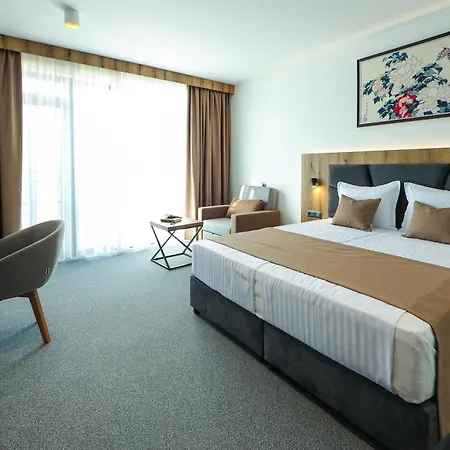 Complex Lavalliere &