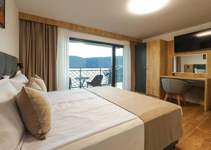 Üdülőközpont Lavalliere & Szarnica